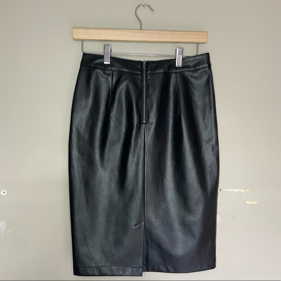Cupcakes & Cashmere Vegan Faux Leather Midi Pencil Skirt Size 0 - Picture 4 of 7
